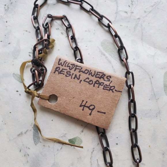 Artisan Wild Flowers In Resin On Copper Chain Necklace - Nwt - Picture 6 of 12